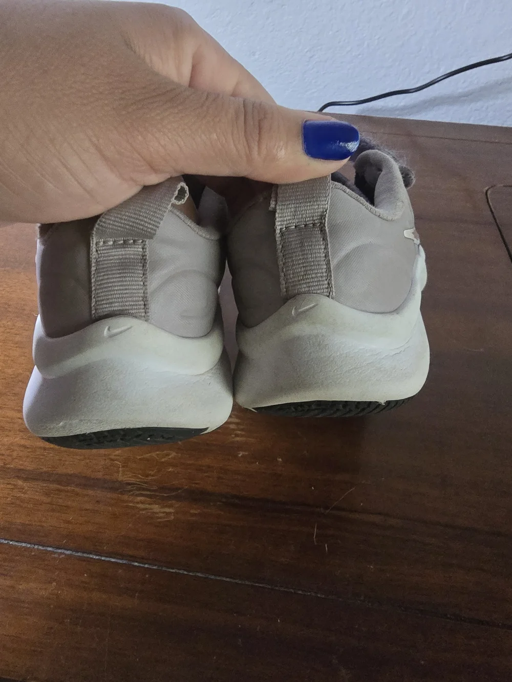 Nike Kids Purple and Cream Hook-and-Loop Sneakers